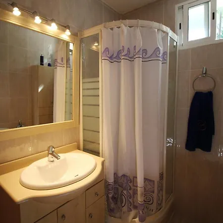 Basic Comfort Casa Tordera 0051 Villa *
